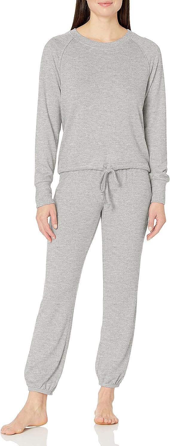 Barefoot Dreams, Ugg, and More Are on Sale in 's Loungewear